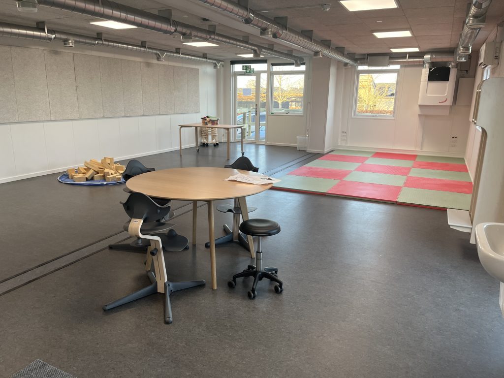 Lorem ipsum dolor sit amet, consectetur adipiscing elit. Ut efficitur nulla sit amet neque condimentum, eu eleifend nisl molestie. Nulla facilisi. Fusce lobortis dui non sem ultricies luctus. Fusce...